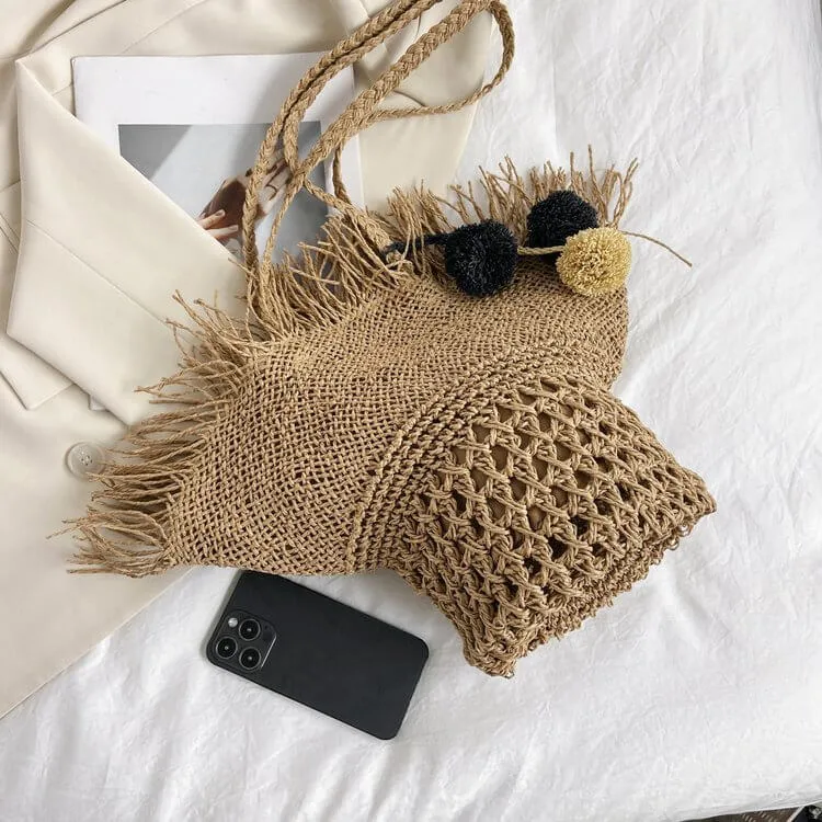 Hat Shape Straw Bucket Handbags with Pom Pom-Showtown