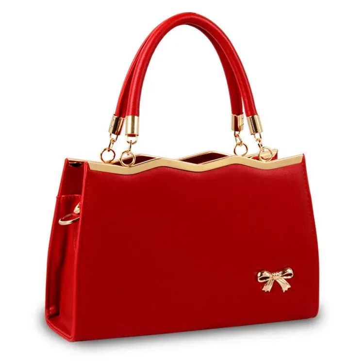 New handbags for women. Fashionable bags.